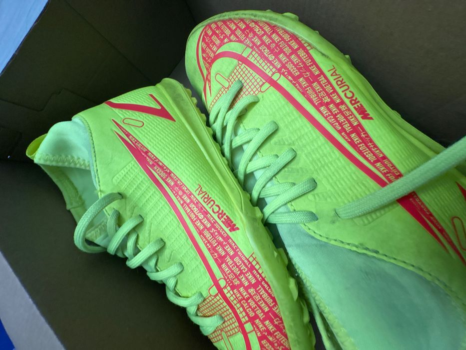 Бутонки найк 36 номер