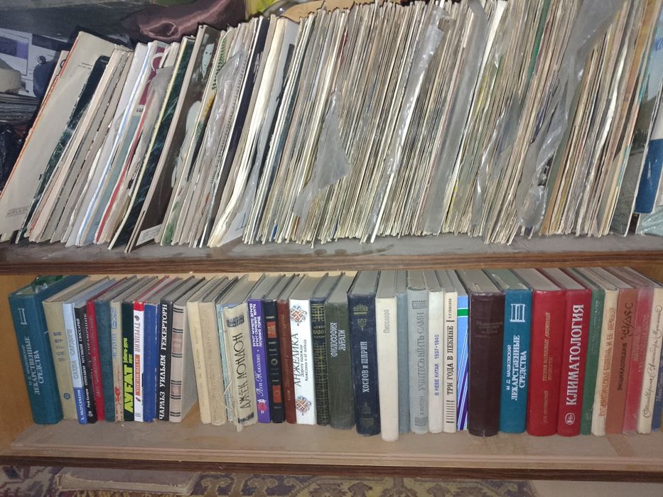 Книги в большом количестве