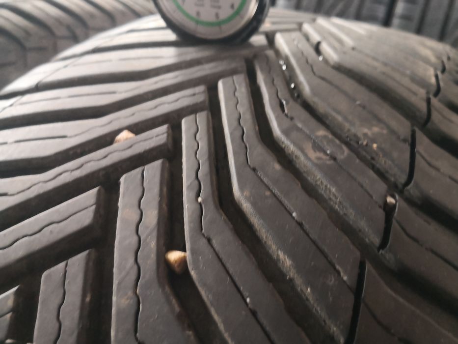 235 55 19 цола гуми като нови Michelin dot 23