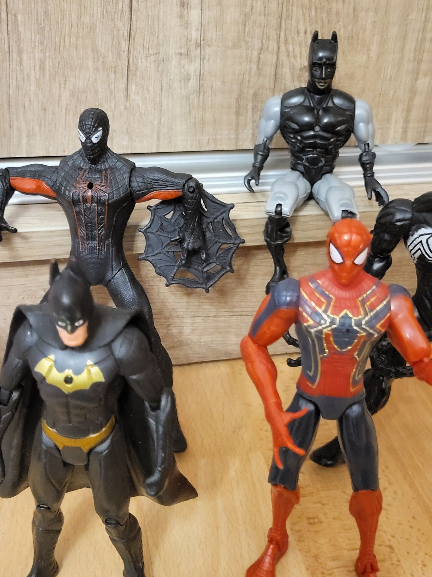 Figurine Supereroi