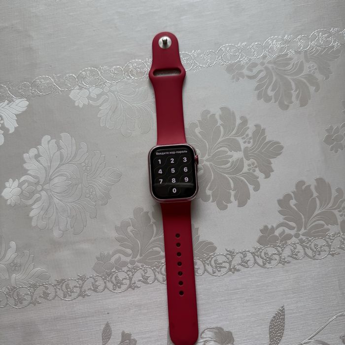 Продам Apple watch 7 41 мм
