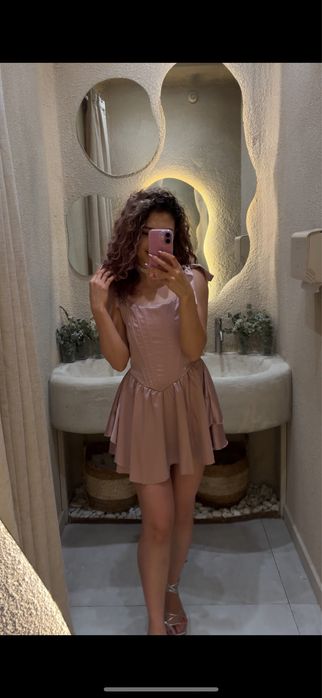 Продам корсетное платье