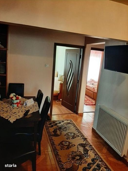 cv 93 Bd.Republicii, apartament 3 camere decomandat