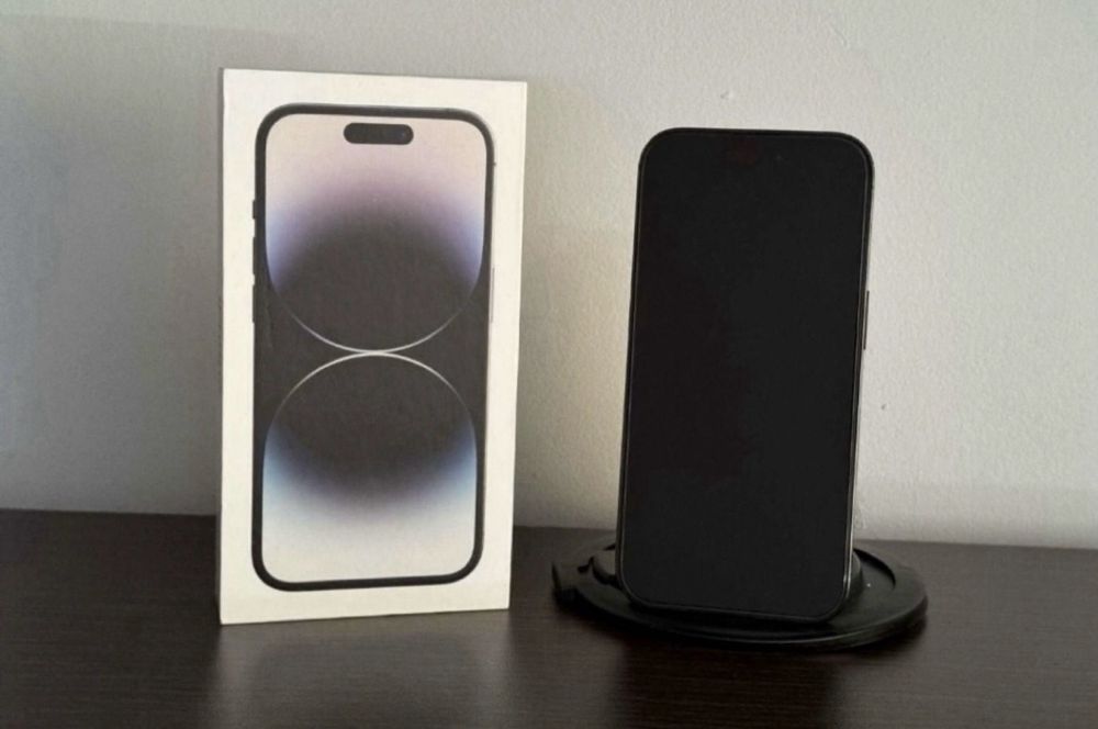 Iphone 14 Pro: Black; 128 GB