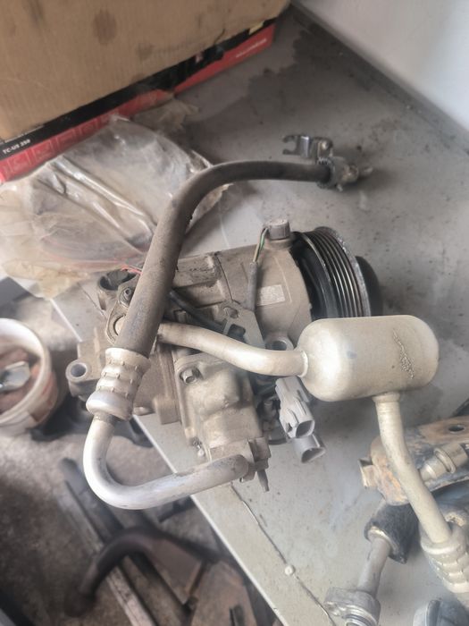 Компрессор от Тойота 4.3