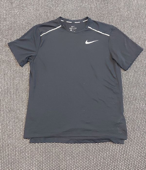 Nike тениска M размер