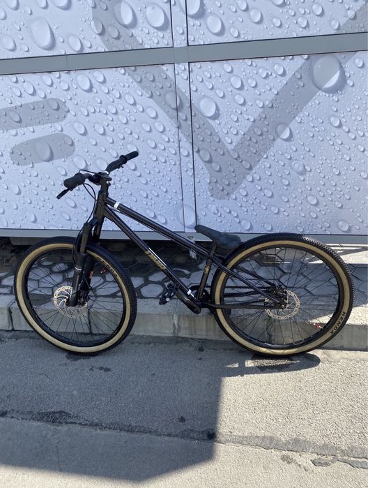 Dirt jump колело dmr sect pro