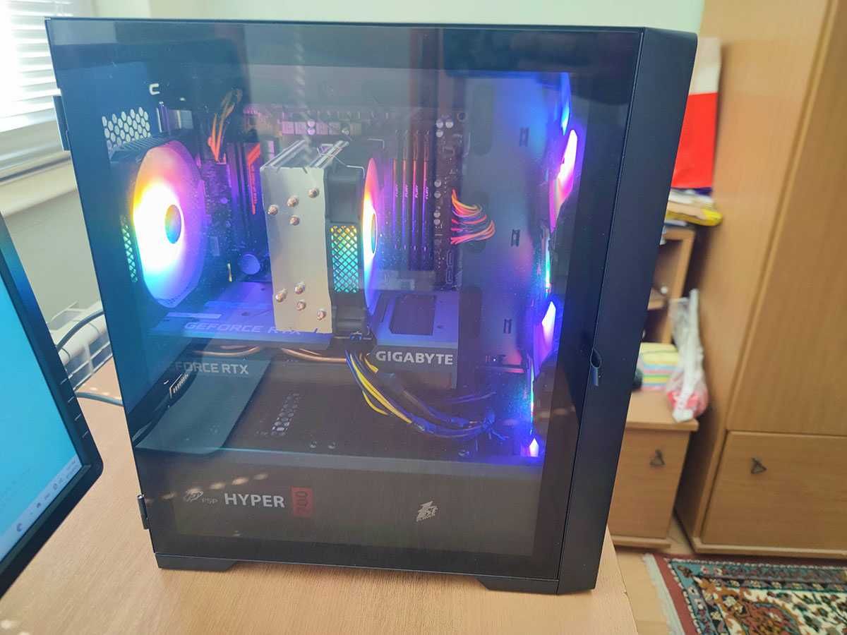 Геймърски компютър, Rtx 3060ti, Ryzen 5600X, 32gb Ram, 1tb Nvme ssd
