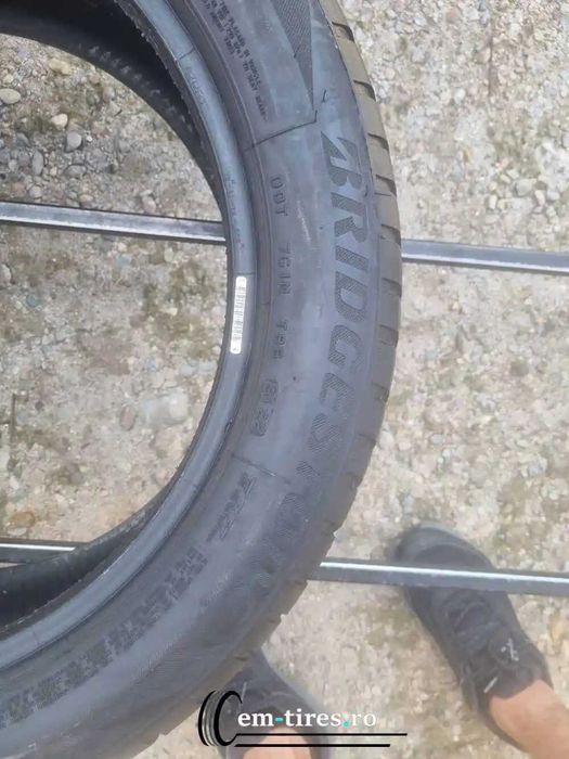 SET 2 Anvelope Iarna 225/50 R18 BRIDGESTONE Blizzak LM001 95H - Runfla