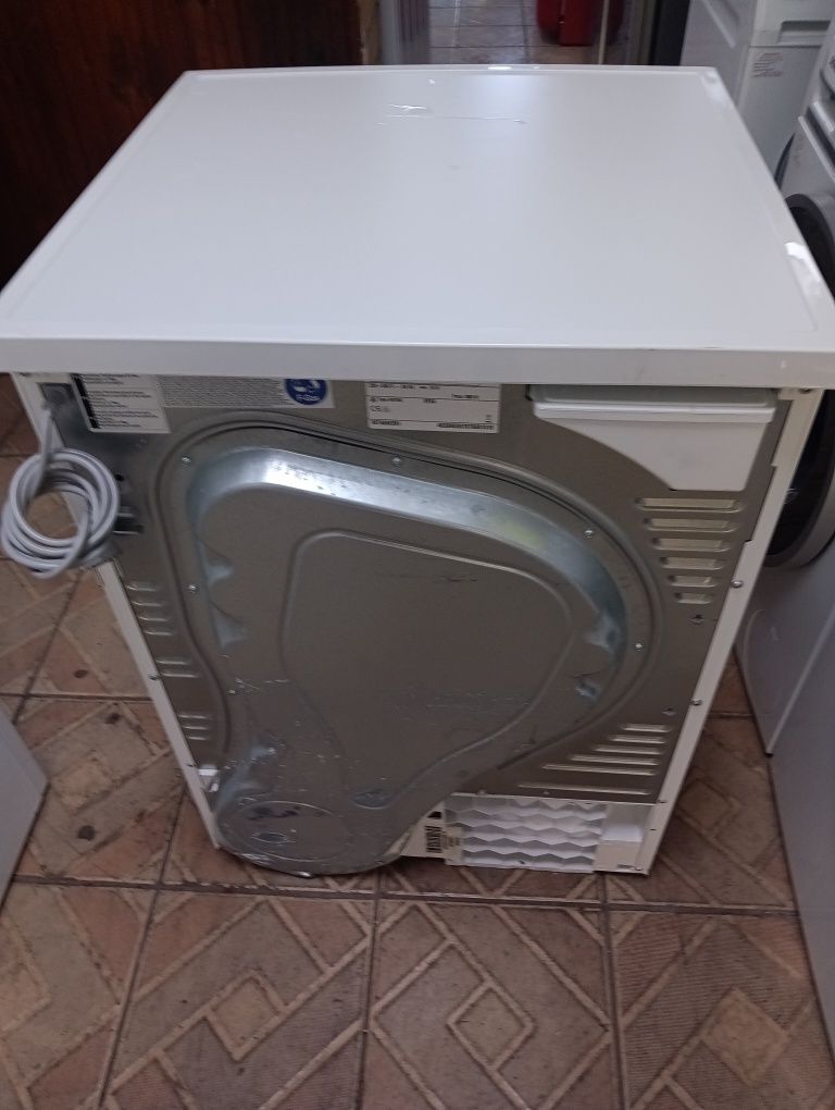 Сушилня с термопомпа Сименс Siemens IQ 590 А++ 7кг 2 години гаранция!