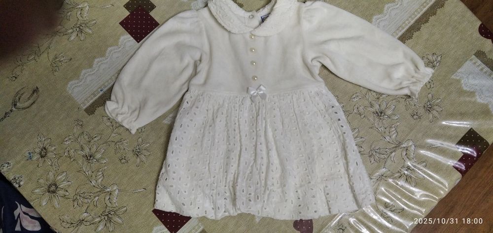 Платье белое нарядное на 1-1,5 года