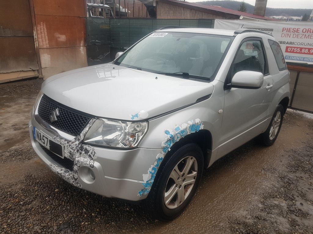 Dezmembrari dezmembrez  Suzuki Grand Vitara 1.6 Benzina , 2.0 Benzina, 1.9 DDIS