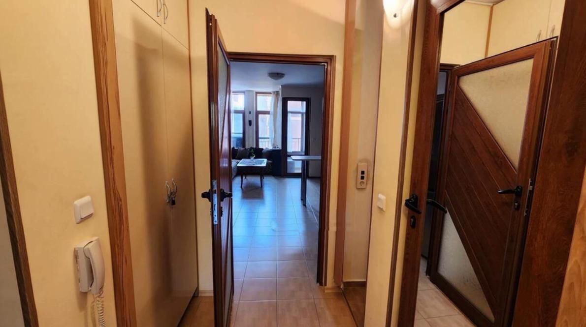 Дава се под наем Двустаен апартамент в Бургас, Лазур - 75 кв.м за 504.9 € - Снимка #6