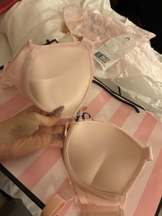 Victoria’s secret bra