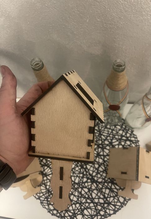 Casute/hranitoare/cuibusor pasari