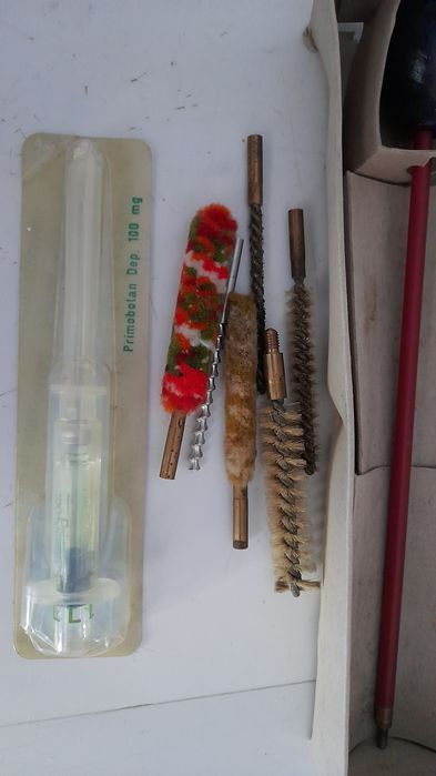 curățitor arme de foc pistol