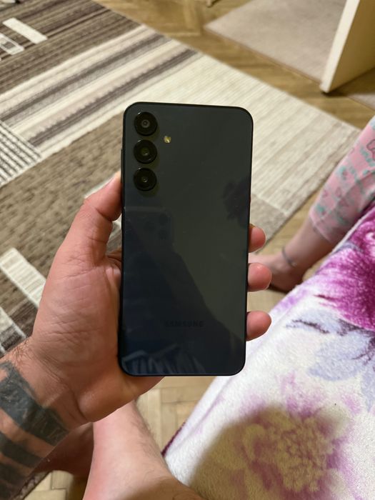 Samsung a 16 128 gb  5gcu cutie folosit 3 luni, ca nou !