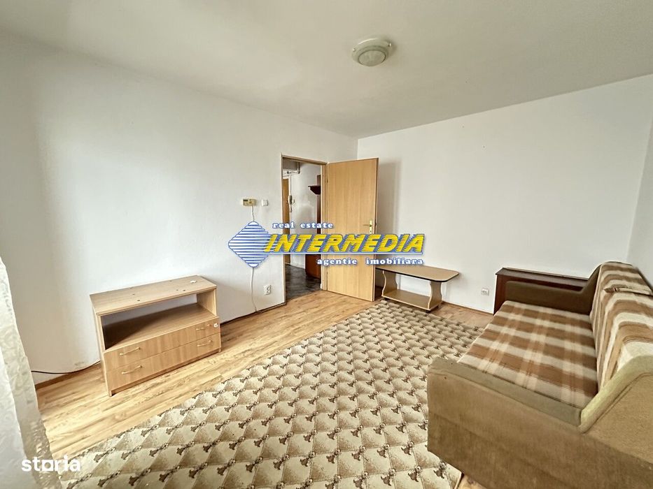 OKAZIE ! Apartament 3 camere etaj 3 zona CETATE Bulevard view superb