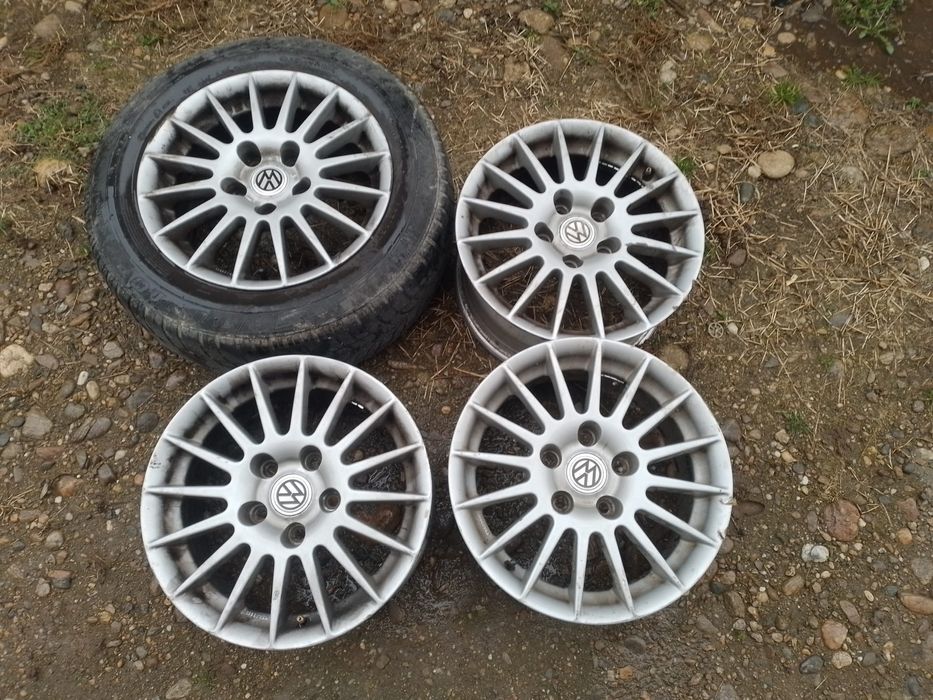 Vând Set jante aliaj