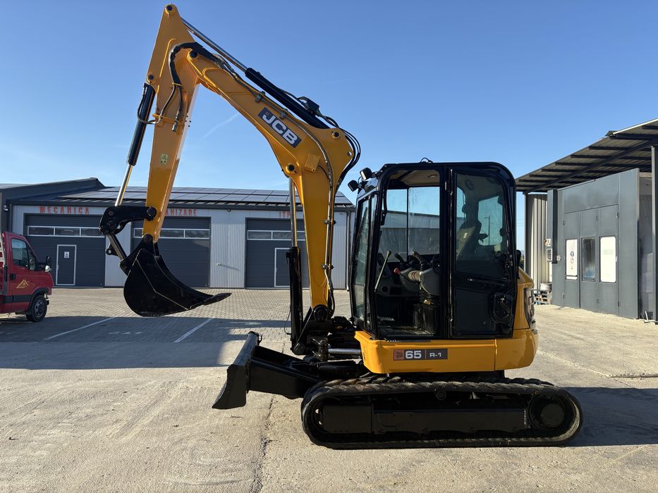 Excavator JCB 65 Z 6500 kg senile cauciuc 2016