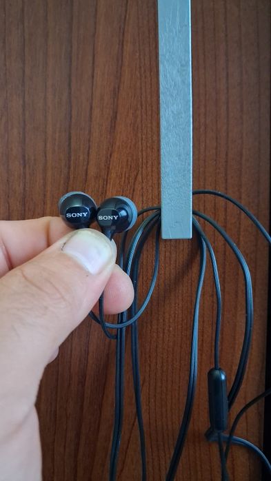 Sony слушалки с кабел