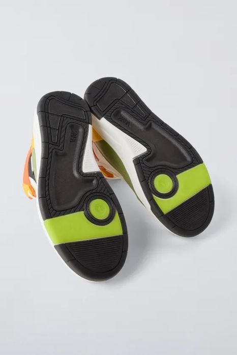 ZARA Высокие кроссовки