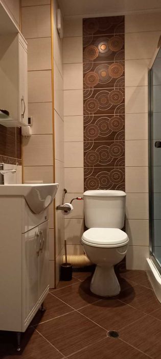 Дава се под наем Тристаен апартамент в София, Красно село - 78 кв.м за 663 € - Снимка #8