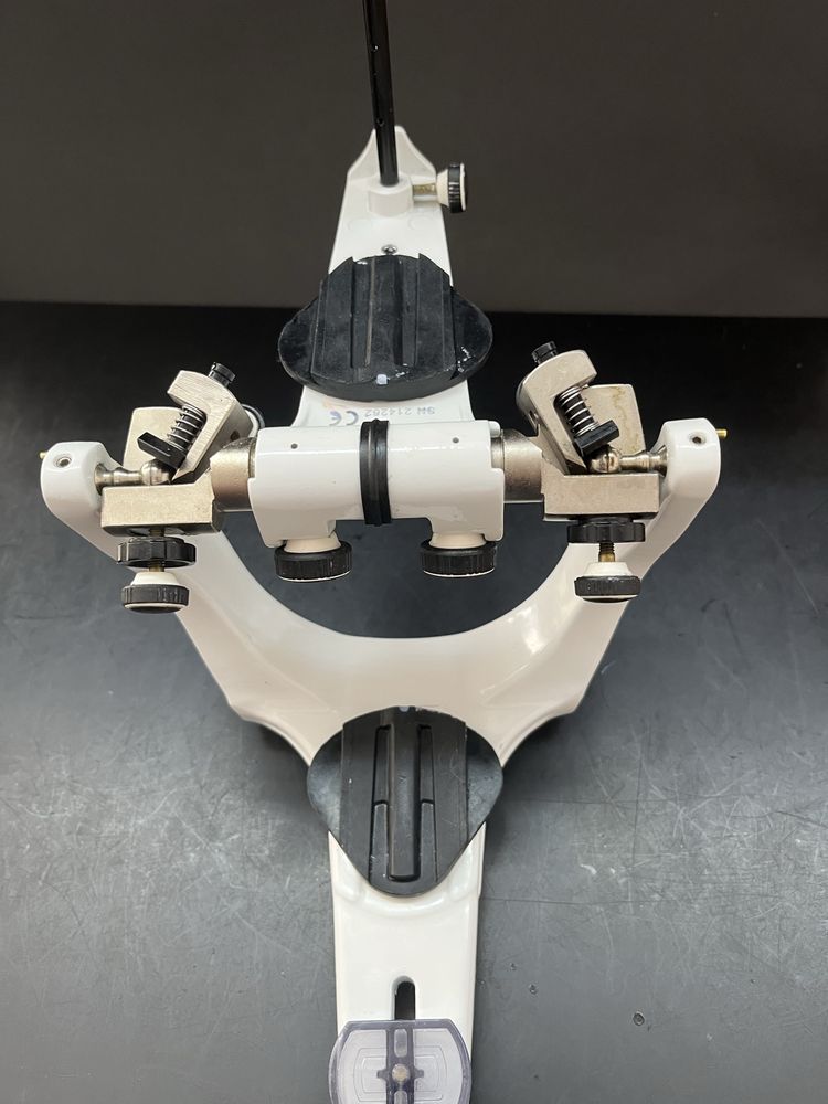 Articulator Bioart