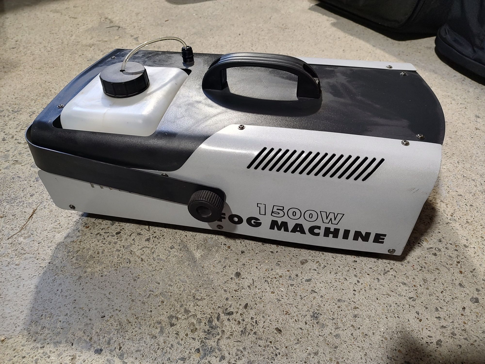 Продавам Fog Machine