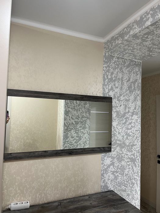 Комод с зеркалом