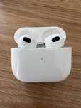 Airpods 3 cu carcasă de încărcare Lightning