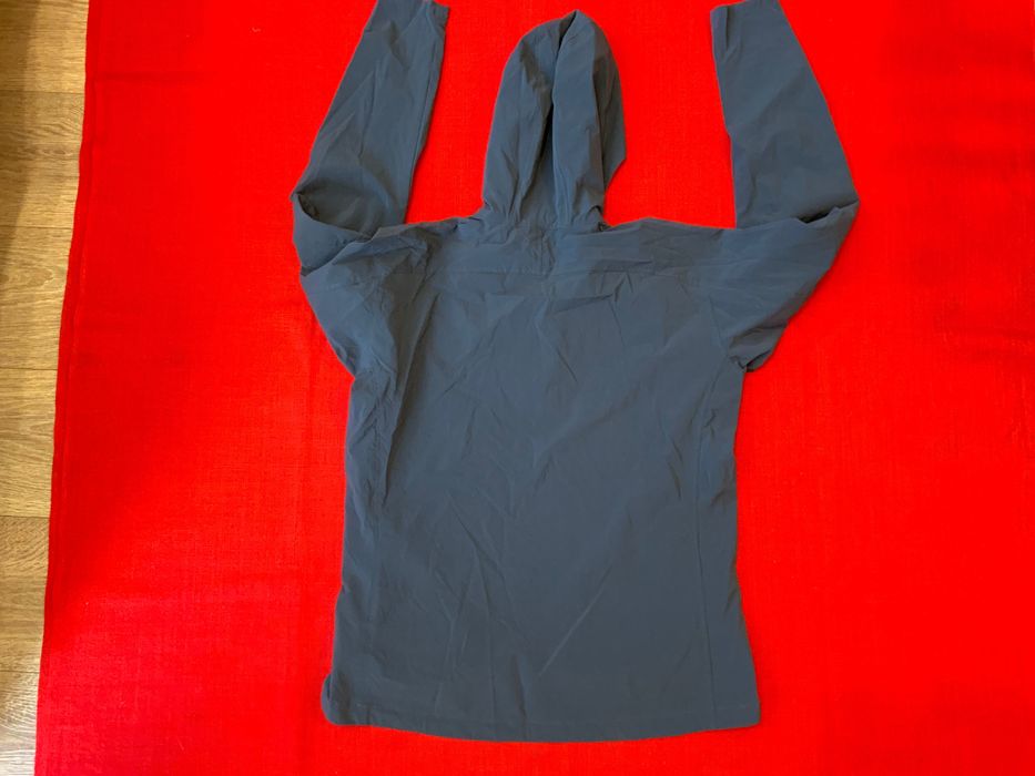 LundHags-оригинална горница,яке размер 42л