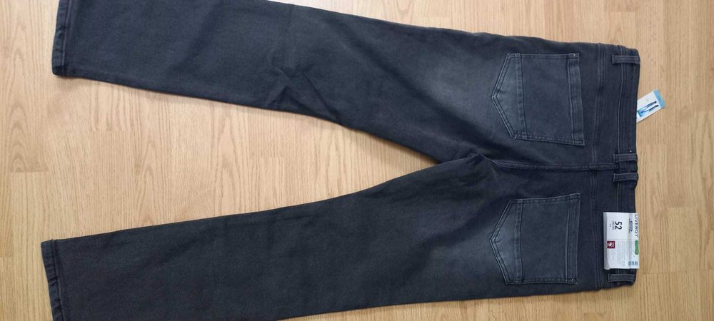 Blugi barbati marime XL/52,noi cu eticheta