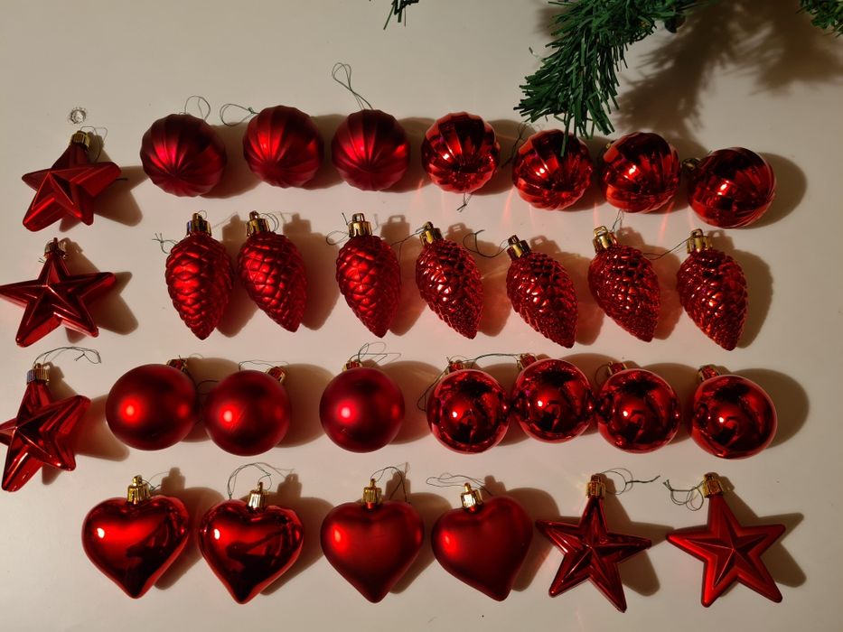 Brăduț+globuri diverse