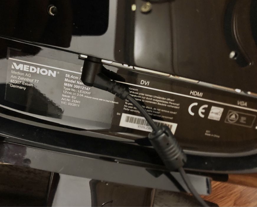 Vand PC i3 DDR4 + Monitor 23" – Perfect funcțional