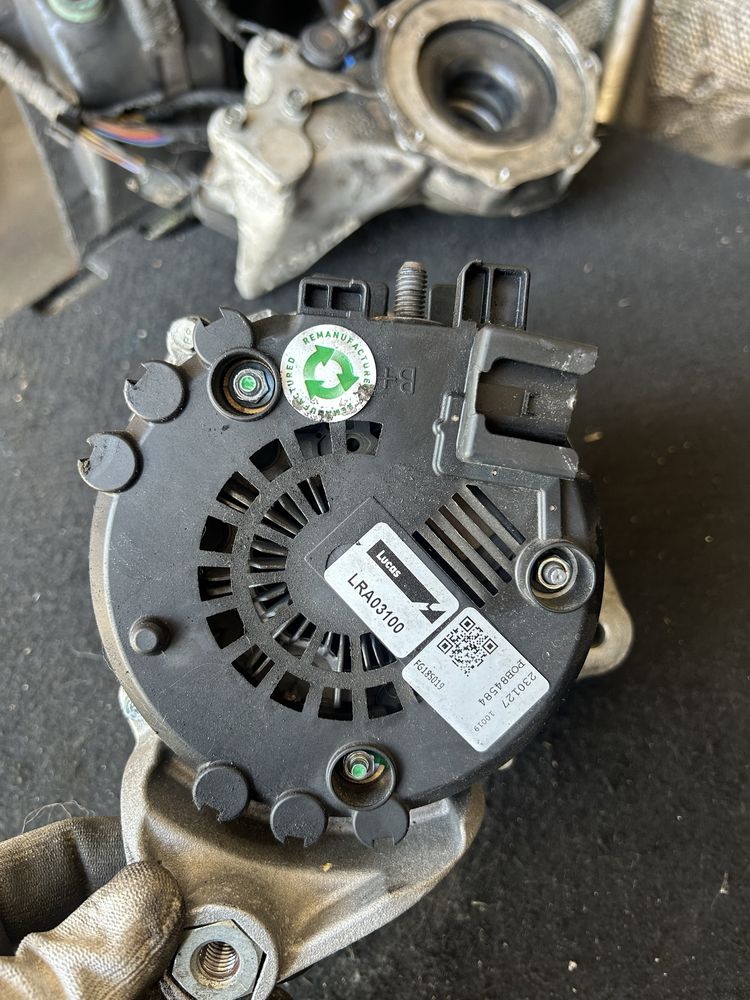 Нов генератор (алтернатор BMW E90 E91 E92 E87 n47d20 318/320d  143/177