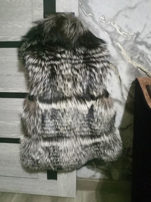 Продам натуральную чернобурку.