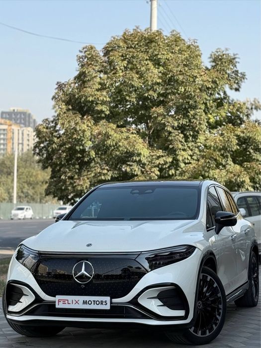 Mercedes Benz EQS 450 + SUV