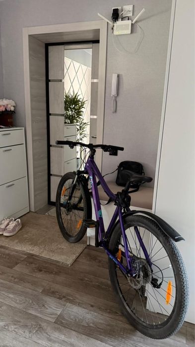 Велосипед GIANT.