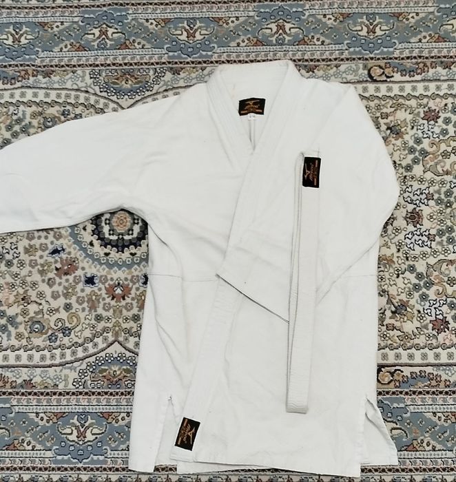 Продам кимоно для дзюдо