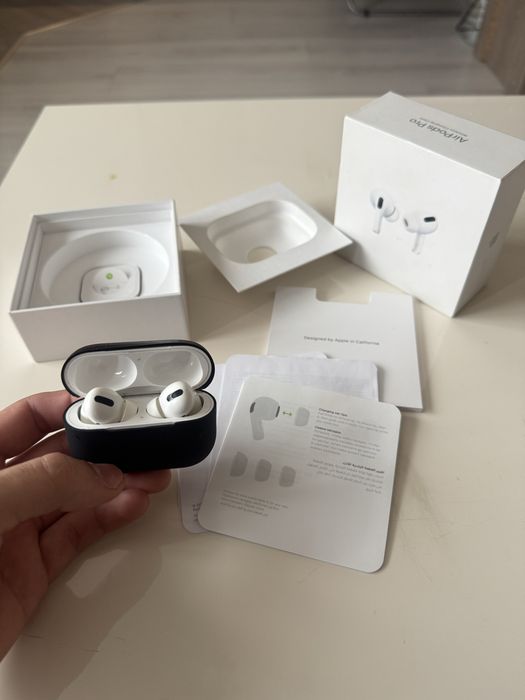 слушалки Airpods Pro 1