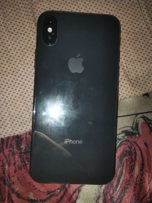 Айфон 10 заблокирован