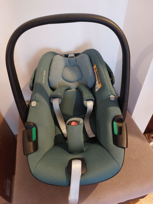 Scaun auto tip scoica I-Size Pebble Maxi Cosi