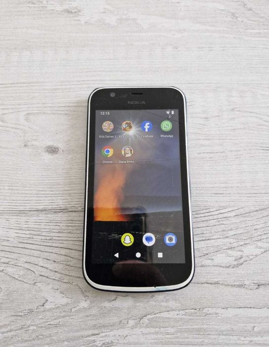 Telefon Nokia smartphone cu android, plus incarcator