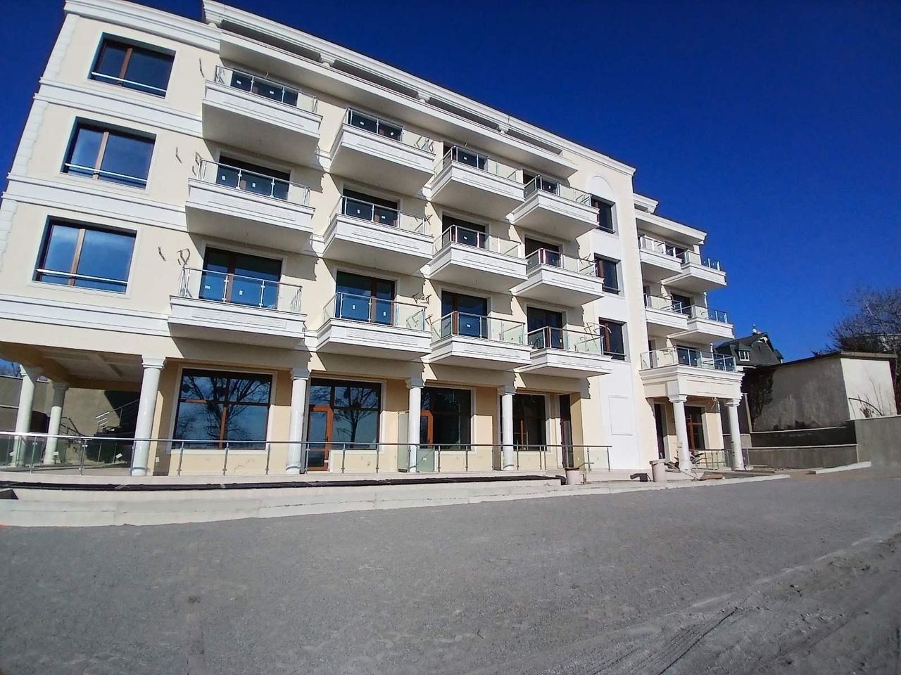 Продава се Двустаен апартамент в Созопол - 141 кв.м за 1547 €/кв.м - Снимка #1