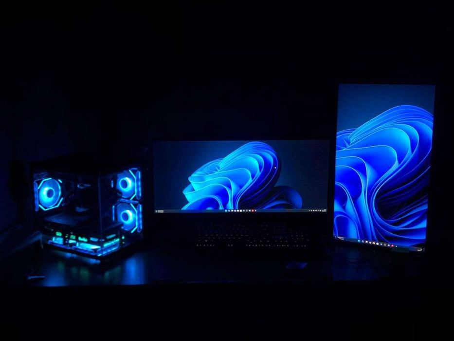 Топовое рабочее место: ПК (3070 Ti), 2 Монитора и Руль Logitech G923