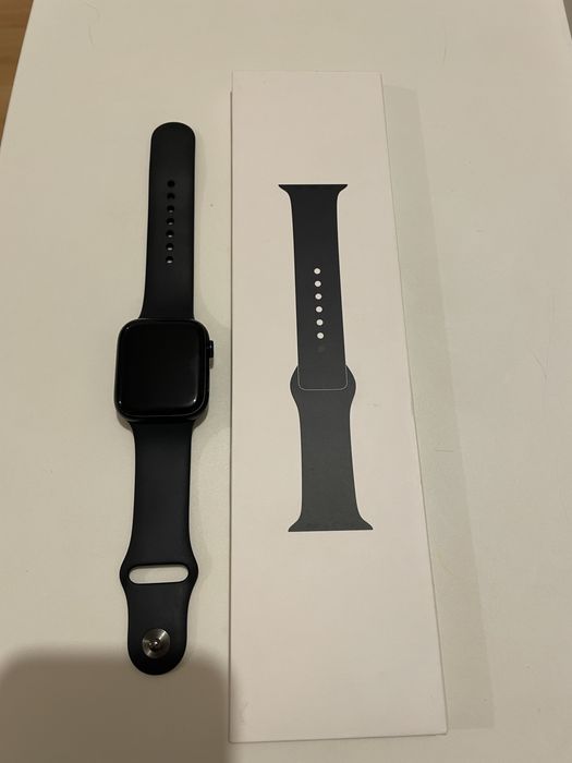 Apple Watch 8 LTE 45mm