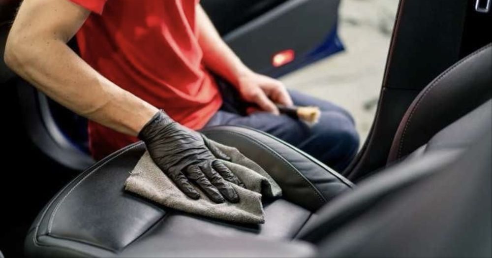 Ofer servici auto detailing auto !