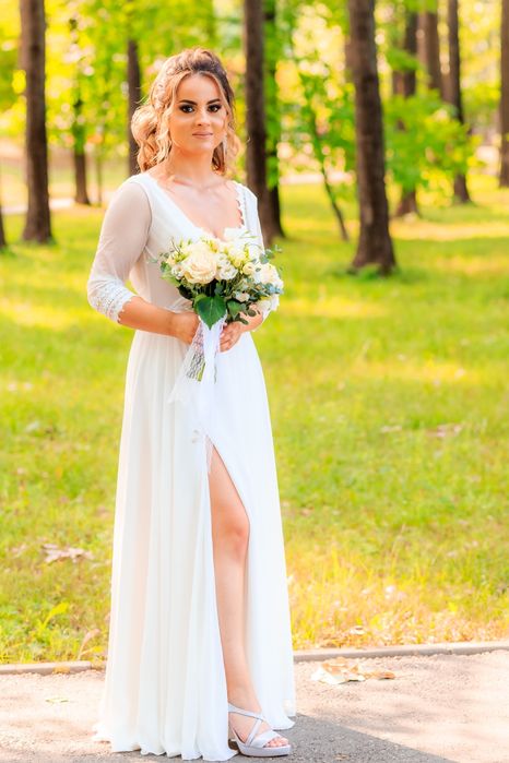 Vand rochie de mireasa