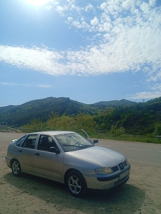 Vand sau schimb seat cordoba 2001